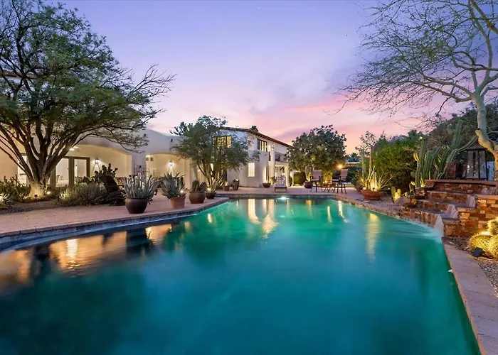 Dom wakacyjny Luxury Pv Estate | Pool + Mountain Views | 30+ Day Scottsdale