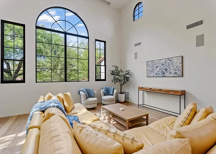 Luxury Pv Estate | Pool + Mountain Views | 30+ Day *
