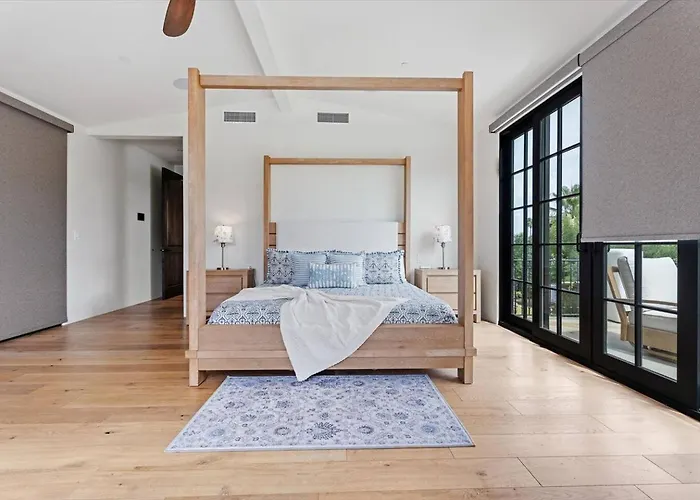 Luxury Pv Estate | Pool + Mountain Views | 30+ Day Dom wakacyjny