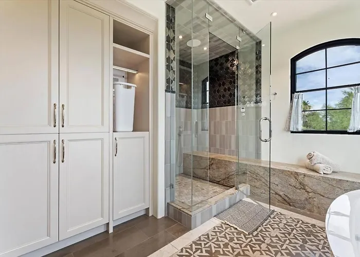 Dom wakacyjny Luxury Pv Estate | Pool + Mountain Views | 30+ Day