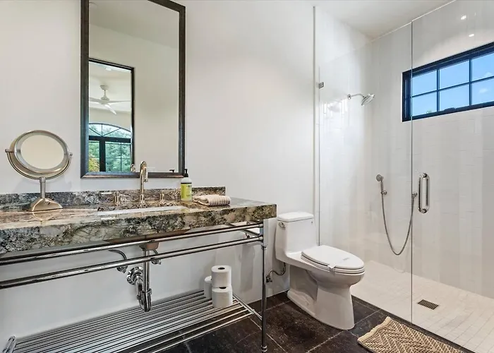 Luxury Pv Estate | Pool + Mountain Views | 30+ Day Dom wakacyjny