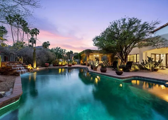 Luxury Pv Estate | Pool + Mountain Views | 30+ Day Dom wakacyjny *
