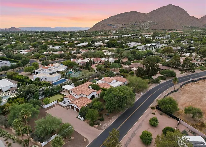 Luxury Pv Estate | Pool + Mountain Views | 30+ Day Dom wakacyjny